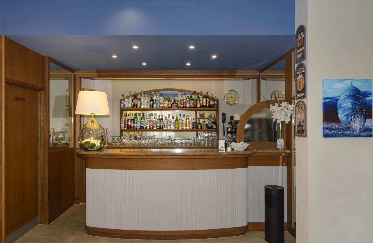 Hotel Liu Lido di Camaiore Buitenkant foto