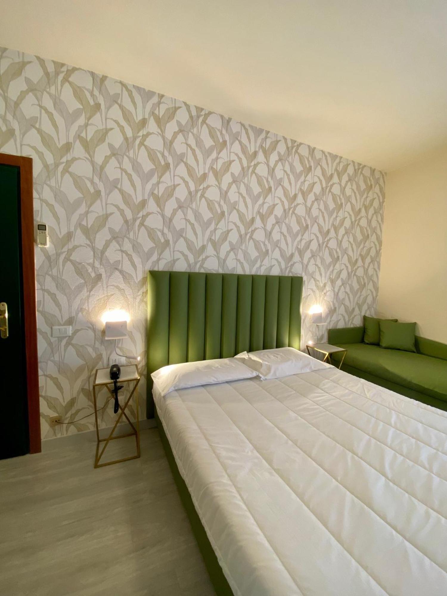 Hotel Liu Lido di Camaiore Buitenkant foto