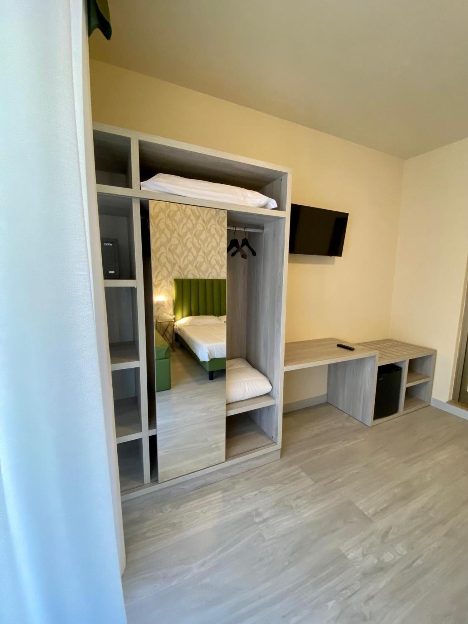 Hotel Liu Lido di Camaiore Buitenkant foto