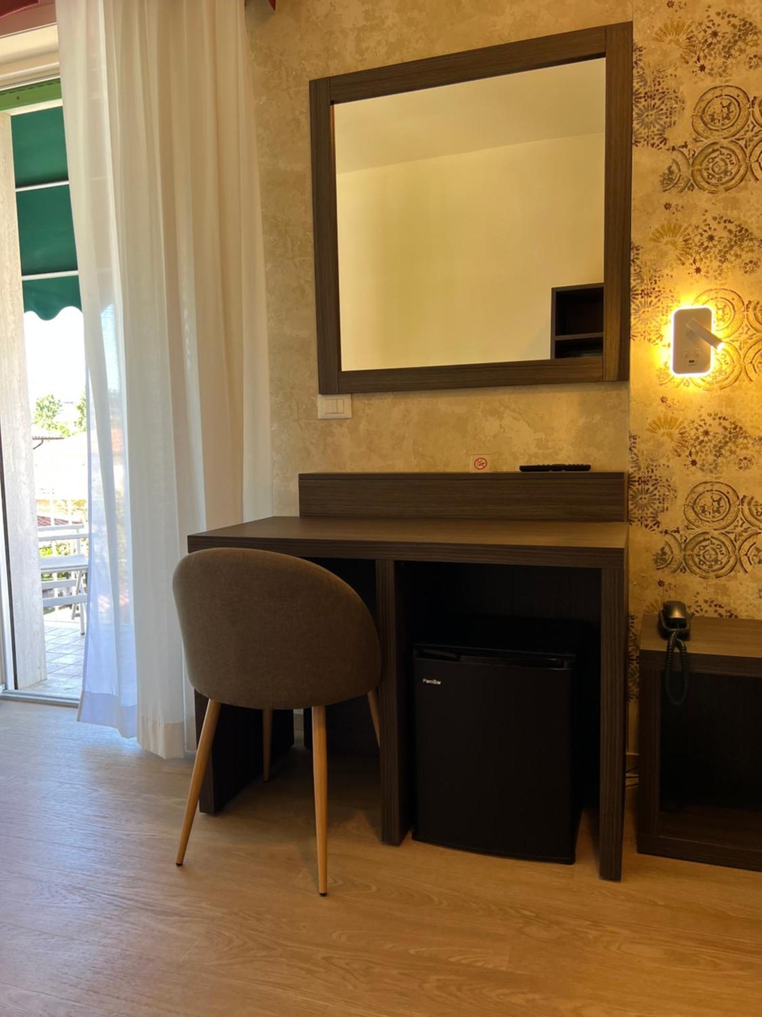 Hotel Liu Lido di Camaiore Buitenkant foto